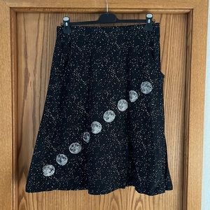 Svaha skirt organic cotton moon & stars size XL (fits like L)